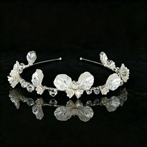 Serre-tête de mariée fait main en coquillages et fleurs, avec cristaux argentés, pour <span class=keywords><strong>mariage</strong></span>, élégant, floral, pour mariée, femme, bal de promo, accessoires de cheveux - Product Image 1