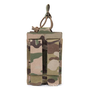 Pochette pour chargeurs 5.56 en nylon 1000D personnalisée avec cordon élastique pour une utilisation sécurisée en extérieur lors de sports de plein air - Product Image 2