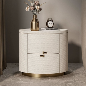 Mesita de Noche Inteligente Moderna de Alta Gama Italiana, Diseño de Lujo en Madera Maciza, Gabinete de Almacenamiento Ovalado con Luz LED Gratis - Product Image 1