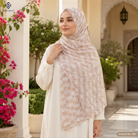 Nouvel arrivage : Hijab en modal ondulé à motif damier marron latte mat, résistant aux plis et fluide, pour femmes musulmanes