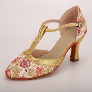 Chaussures <span class=keywords><strong>de</strong></span> <span class=keywords><strong>danse</strong></span> latine Chaussures <span class=keywords><strong>de</strong></span> <span class=keywords><strong>danse</strong></span> sociales à semelles souples Chaussures <span class=keywords><strong>de</strong></span> <span class=keywords><strong>danse</strong></span> à talons mi-hauts sociaux pour femmes - Product Image 5