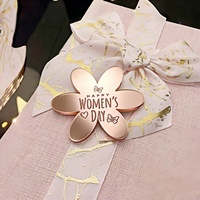 Décorations de gâteau en acrylique réutilisables et écologiques, en forme de fleur et de papillon, pour la Fête des Femmes, la Fête des Mères, ou comme étiquettes cadeaux pour cupcakes