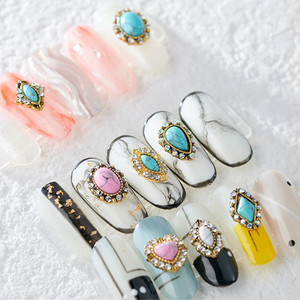 Decoración de Uñas con Forma de Corazón de Metal Vintage, Estilo 2024, Joyería Retro, Adornos de Uñas DIY con Efecto Mármol - Product Image 6