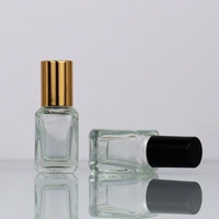 Prix usine verre clair carré rouleau sur bouteille de parfum 5ml huile essentielle bouteille rouleau mini bouteilles de parfum avec couvercle