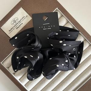 Chouchous en satin style coréen avec bordure feuille de lotus et pois, accessoire capillaire élégant à la française - Product Image 5