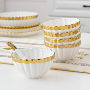 Ensemble <span class=keywords><strong>de</strong></span> vaisselle <span class=keywords><strong>de</strong></span> restaurant pour fêtes et tables, vaisselle en céramique pour hôtels, ensembles <span class=keywords><strong>de</strong></span> vaisselle à bord doré plaqué <span class=keywords><strong>porcelaine</strong></span> <span class=keywords><strong>de</strong></span> <span class=keywords><strong>luxe</strong></span> royale - Product Image 6