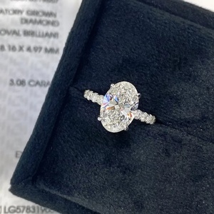 เครื่องประดับชิงหลง แหวนหมั้นทองคำ 14K 18K แบบวงแหวนล้อมเพชรทรงรี เพชรเพาะเลี้ยงในห้องปฏิบัติการ รับรองโดย IGI - Product Image 2