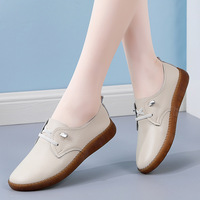 Chaussures plates en cuir véritable pour femme, style 'Maman' transfrontalier, à enfiler, respirantes, blanches, avec bande élastique et bout en caoutchouc