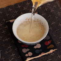 Tasse à thé individuelle en céramique grossière et porcelaine, motif Nuages Auspicieux et Lotus, style chinois, rouge silex, pour homme et femme, paire assortie