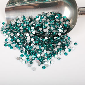 Venta al por mayor de pedrería termoadhesiva 3D de base plana SS10-SS30, cristales de vidrio a granel para apliques en vestidos y accesorios de bikini para mujer - Product Image 4