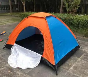 Mini barraca de acampamento ao ar livre para 4 pessoas, estilo moderno pequeno personalizado à prova d'água barato, manual de temporada, ideal para acampamento ao ar livre