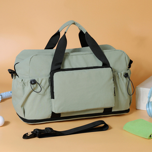 Sac de sport grande capacité, tendance et décontracté, avec séparation sec-humide, sac de gym simple et léger, sac de <span class=keywords><strong>voyage</strong></span> en nylon imperméable et durable - Product Image 4