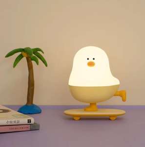 Lampe de table rechargeable Boyid Cute Skateboard Chick LED ABS avec contrôle tactile et variateur d'intensité pour enfants et adolescents - Product Image 2