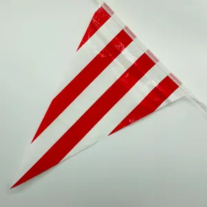Grosir tersedia bendera bendera bergaris merah dan putih tema sirkus, dan bendera suasana ulang tahun festival