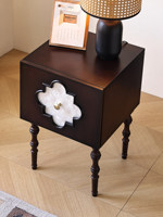Table de chevet carrée en bois massif – Table d'appoint vintage avec incrustation florale en nacre et pieds tournés