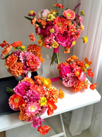 Buket Pengantin Elegan Putih Cosmos Peony yang Dapat Disesuaikan, Anggrek Burgundy, Calla Lily, Amaranthus & Dekorasi Pernikahan Romantis