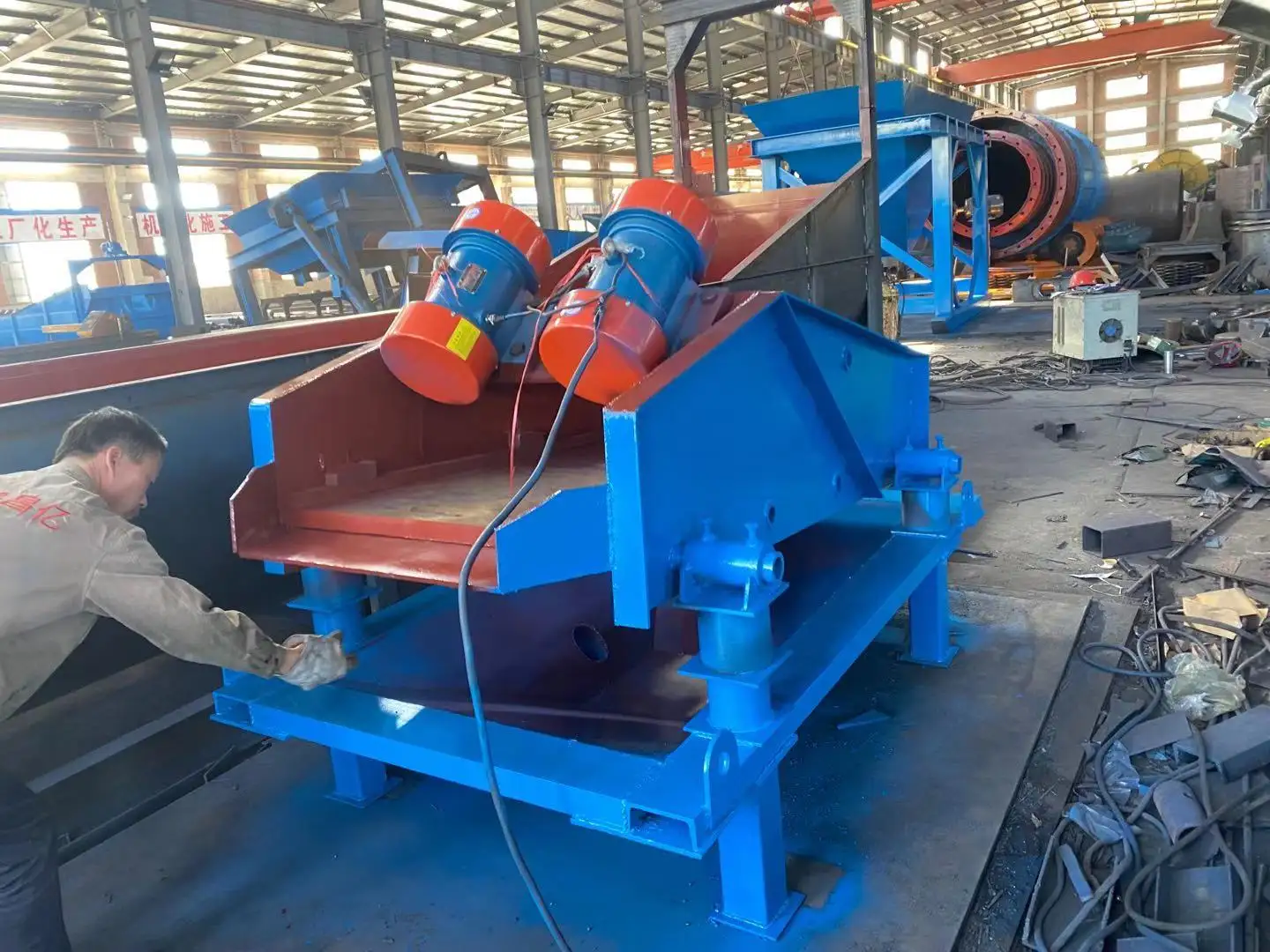 China Debris Separation Polyurethane Vibrating Screen High Efficiency Dewatering Screen For Sale