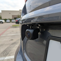 Universele auto-achteruitrijcamera Achteruitrijparkeersensor CCD-achteruitrijcamera Achteraan gemonteerd DC 12V Zwart