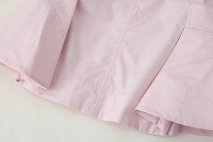 Camisa de Popelina Personalizada para Mujer 2026 con Dobladillo Asimétrico con Volantes, Blusa Corta Informal Vintage, OEM/ODM por Fábrica de Ropa China - Product Image 6