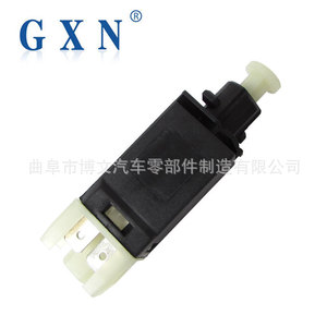 สวิตช์ไฟเบรคสำหรับโฟล์คสวาเก้น ซานตาน่า 12V โลหะพลาสติกใหม่หมายเลขชิ้นส่วน 5001 - Product Image 5