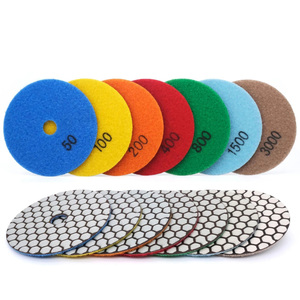 Disque de polissage diamanté 3 et 4 pouces, utilisation humide, flexible et aiguisant, à liant résineux <span class=keywords><strong>pour</strong></span> le ponçage du granit, du marbre et de <span class=keywords><strong>la</strong></span> <span class=keywords><strong>pierre</strong></span> - Product Image 1