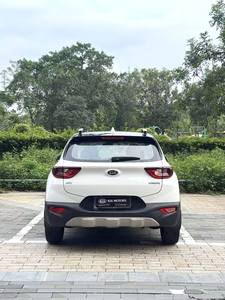 Auto Usado a Gasolina, <span class=keywords><strong>Kia</strong></span> <span class=keywords><strong>Stonic</strong></span> Eclipse Cross 2021, 1.4L CVT, Techo Solar, Automático, Eficiente en Consumo de Combustible - Product Image 4