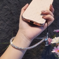 Bracelet de téléphone à porter au poignet avec pendentif entièrement orné de diamants, tendance, polyvalent, pour femme, chaîne de téléphone robuste, bracelet de poignet