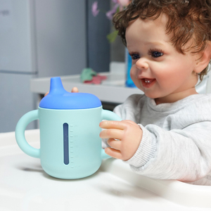 Gobelet à bec pour bébé en silicone avec paille, personnalisable, pour tout-petits et enfants, avec logo personnalisé, écologique, vente en gros - Product Image 3