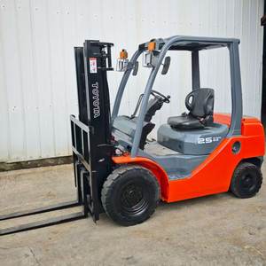 Carrello Elevatore Diesel <span class=keywords><strong>TOYOTA</strong></span> da 2,5 e 3 Tonnellate Usato in Buone Condizioni Prodotto in Giappone - Modello <span class=keywords><strong>FD25</strong></span> - Product Image 6