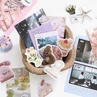 Simno 100PCS Kawaii Scrapbooking Fournitures Pack Esthétique Scrapbook Autocollant Papier Art Journaling Kit pour Junk Journals Planner