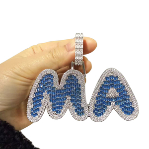 UWIN Baguette Cut Baby Blue Cubic Zirconia pietre lettera <span class=keywords><strong>nome</strong></span> ciondolo personalizzato <span class=keywords><strong>nome</strong></span> gioielli personalizzati - Product Image 3