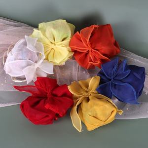 Sac en coton à cordon personnalisable, <span class=keywords><strong>simple</strong></span> <span class=keywords><strong>et</strong></span> réutilisable, portable pour le voyage <span class=keywords><strong>et</strong></span> le rangement pliable <span class=keywords><strong>de</strong></span> petits articles artisanaux - Product Image 3