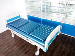 Colchones de agua médicos cómodos con deflector independiente de alta calidad - Product Image 6