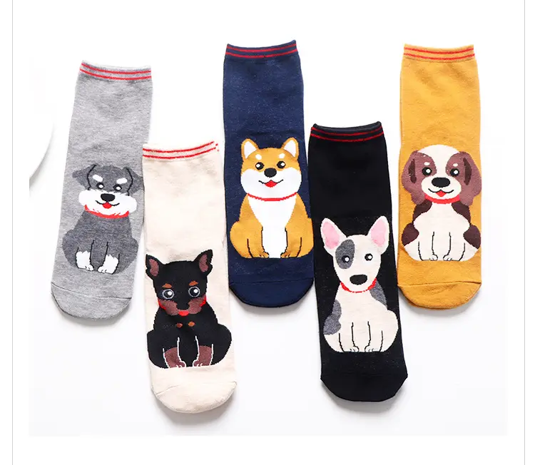 Großhandel Damen Mädchen Crew Lustige Funky Crazy Cartoon Animal Designed Welpen Hunde Baumwoll socken