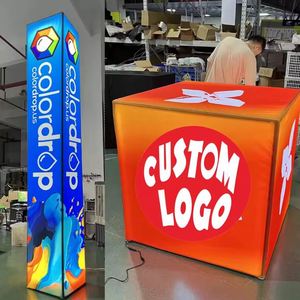 Présentoir publicitaire LED réutilisable sur pied, en tissu tendu, avec structure en aluminium rétroéclairée pour salons professionnels - Product Image 1
