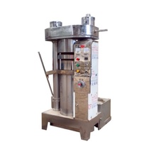 Presse hydraulique à froid à faible taux de défaillance, opération simple pour la production de petites quantités d'huile de noix et de sésame