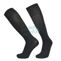 Chaussettes de football durables et de haute qualité avec tissu doux et respirant et ajustement confortable, idéales pour les équipes scolaires des ligues de jeunes et les entraînements