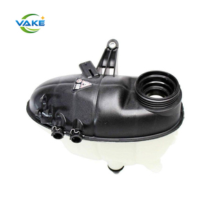 2225000849 serbatoio di raffreddamento del <span class=keywords><strong>liquido</strong></span> di raffreddamento del <span class=keywords><strong>radiatore</strong></span> acqua bollitore espansione serbatoio <span class=keywords><strong>liquido</strong></span> per Mercedes-Benz S500 W222/W177/W247 - Product Image 1