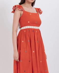 Robe midi en coton Jamdani tissée à la main la plus vendue pour femmes, tissage artisanal traditionnel, légère, disponible pour l'exportation - Product Image 4