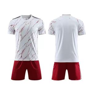 Özel Yapım Klasik Retro Beyaz Futbol Forması, Özel Logo, Nefes Alabilen Polyester, Hızlı Kuruyan Kısa Kollu, Maç Antrenmanı İçin - Product Image 6