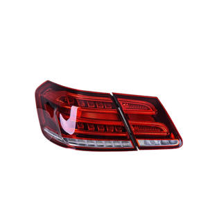 Luces Traseras LED Facelift Clase E W212 (2009-2013) |   Conjunto de Faros Traseros Retrofit |   Lente Transparente LED 6000K para Actualización - Product Image 5