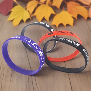 Bracelet en silicone Youmigift pour Halloween, motif citrouille, motif chauve-souris, cadeau, bracelet en caoutchouc, cadeau de fête d'Halloween imperméable - Product Image 2