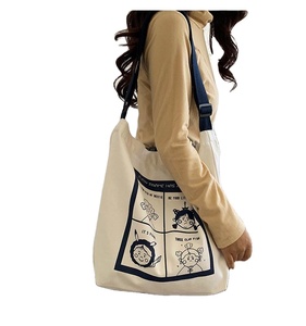 Sac à bandoulière en coton tendance, écologique, recyclé, grand sac fourre-tout en toile pas cher pour femmes - Product Image 1