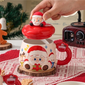 Wholesale Cute Christmas Gift <b>Ceramic</b> <b>Mugs</b> 420ml Porcelain Cup with Santa Claus Head Cup Lid for Business Gifts - Product Image 2