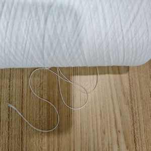 Hilo de Poliéster FR, Color Blanco Crudo SD o Brillante <span class=keywords><strong>para</strong></span> Tejer o Coser, Tela FR, Hilo de Conteo Regular, Disponible en Stock - Product Image 3