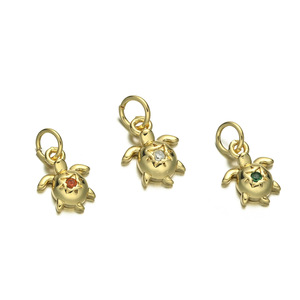 Mini-breloques HD590 en laiton plaqué or 18 carats avec zircon cubique coloré, pendentifs Cœur/Lune/Étoile/Œil porte-bonheur/Tortue pour la création de bijoux DIY - Product Image 4