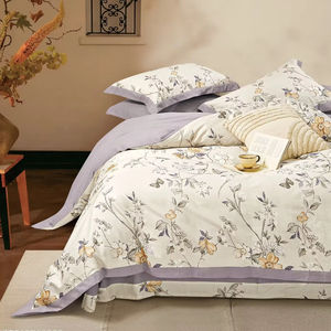 Juego de funda de edredón cómoda y fresca simple con dos fundas de almohada Juego de cama textil para el hogar con estampado floral - Product Image 1