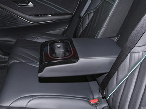 2023 Changan Deepal SL03, venta al por mayor, coche deportivo eléctrico, 5 asientos, vehículo Fastback de nueva energía con 705km de kilometraje - Product Image 3