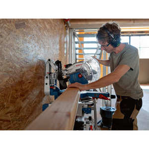 Scie à onglets radiale sans fil Bosch GCM 18V-305 GDC BITURBO pour bois et aluminium - Product Image 4