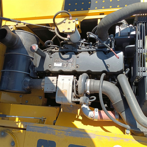 Bon prix Komatsu PC220 d'occasion grandes pelles hydrauliques sur chenilles 22 tonnes Pc220-7 220-8 pelleteuses à godets d'occasion - Product Image 5